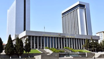azerbaycanda-deputatin-selahiyyetlerine-xitam-verildi-foto